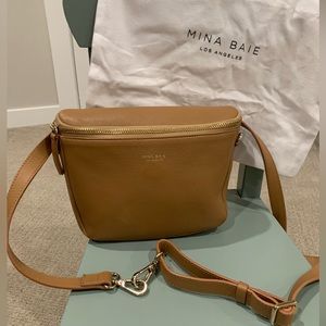 Mina Baie Fanny in Tan Leather